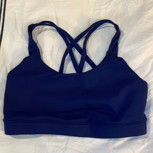 Lululemon sports bra size 6